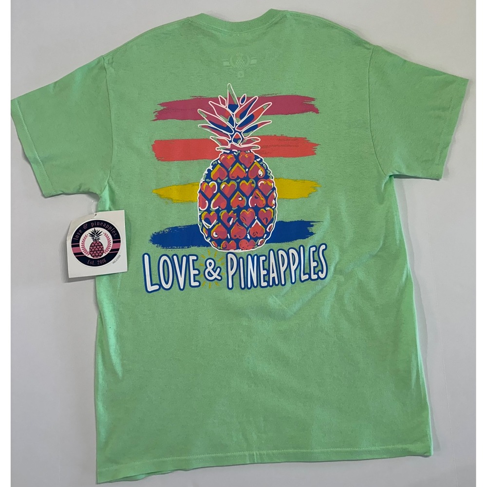 Love & Pineapples Womens Mint Green Graphic T-Shirt Medium NWT Pineapple Heart